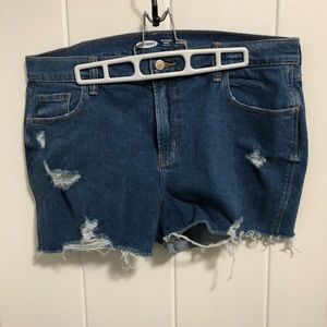 Old navy boyfriend shorts